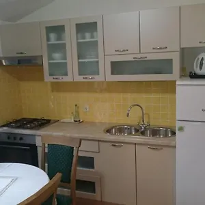 House Near The Apartman